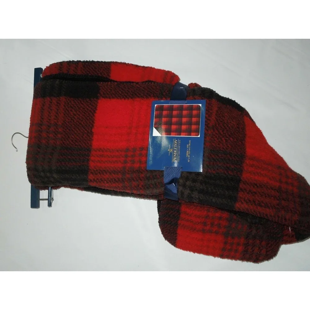 Pendleton Red Buffalo‎ Plaid Sherpa to Fleece reversible Blanket throw 50 x 70